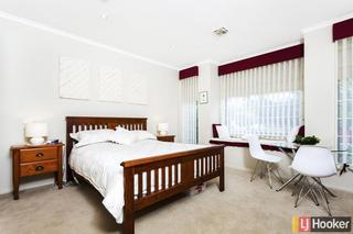Bedroom (2015-10-09)