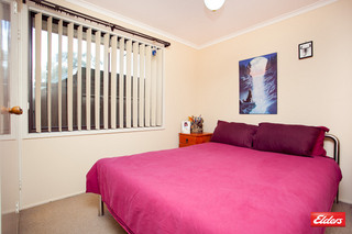 Bed 2 (2011-03-03)