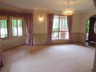 Lounge Room (2013-11-29)