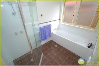 Bathroom (2015-03-11)