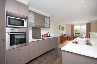 Kitchen (2010-11-17)