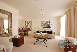 Lounge (2009-05-14)