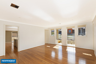 Lounge Room (2013-11-20)