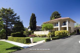 Front view (2007-05-25)