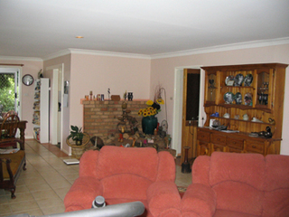 Lounge (2004-03-18)