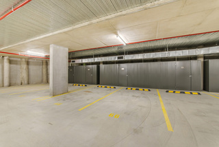 Secure parking and storage (2015-02-04)