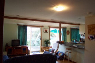 Family room (2004-09-14)