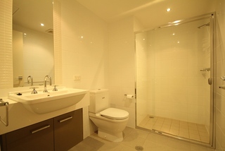 Bathroom (2013-07-31)