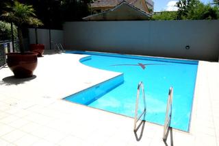 Swimming Pool (2016-11-01)