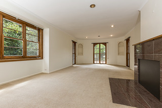Living Room (2015-09-29)