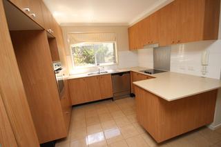 Kitchen (2016-08-22)