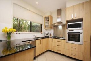 Kitchen (2010-09-01)