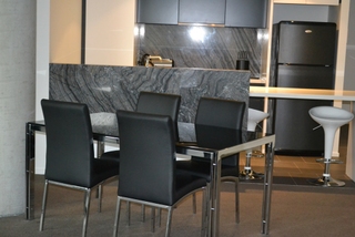Dining (2013-06-24)