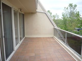 Balcony (2015-02-24)