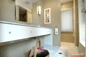 Ensuite (2011-08-15)