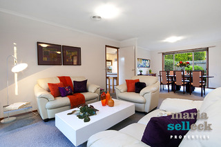 Formal Lounge (2014-11-04)