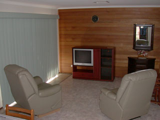 Family room (2002-03-22)