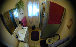 Ensuite (2003-03-20)