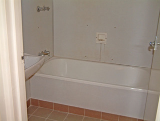 Bathroom (2006-08-16)