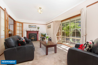 Lounge room (2014-10-09)