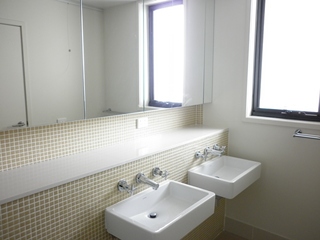 Ensuite (2012-08-28)