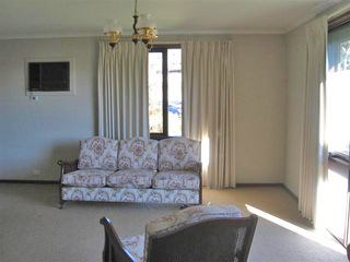 Lounge (2007-07-04)