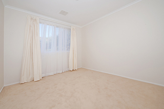 Bedroom 2 (2011-10-14)