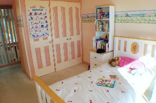 Bed 2 (2003-06-20)