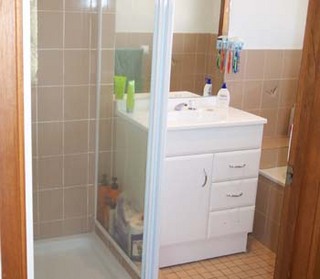 Bathroom (2004-03-11)