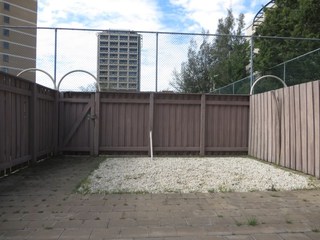 Rear Courtyard (2014-09-24)