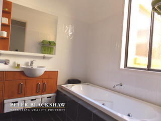 Bathroom (2016-10-25)