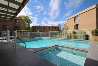 Pool (2014-02-04)