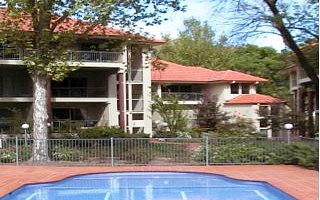 Pool (2006-06-26)
