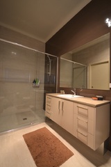 Ensuite (2014-04-29)