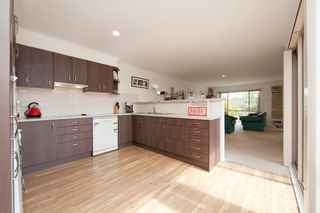 Kitchen (2011-10-25)