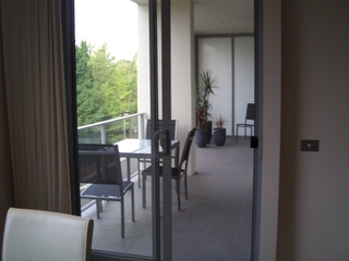 Balcony (2009-04-01)
