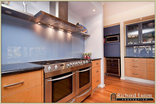 Kitchen (2010-10-02)