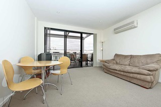 Living Room (2014-05-01)