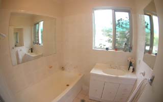 Bathroom (2003-08-15)