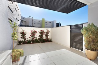 Courtyard (2017-11-15)