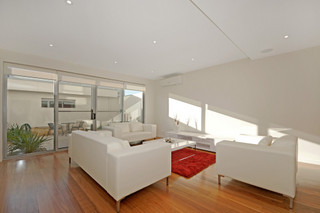 Lounge (2010-05-06)