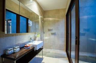 Ensuite (2012-09-07)