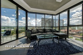 Living Room (2012-12-14)