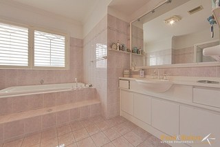 Bathroom (2013-06-05)