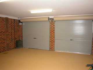 Double garage (2005-06-16)