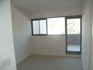 Bedroom (2010-10-27)