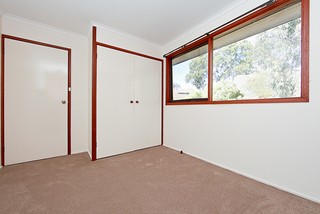Bedroom 2 (2011-05-11)