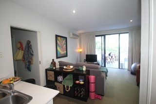 Living Room (2015-12-08)