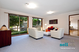 Formal Lounge (2014-11-04)