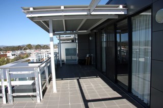 Balcony (2017-03-21)